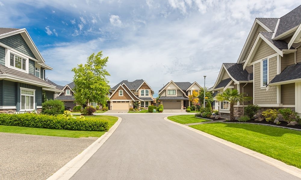 6 Reasons to Buy Your Home In a Bedroom Community Featured Image